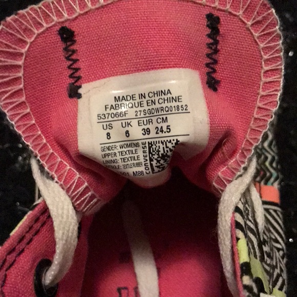 Multi colored converse all star shoes - Picture 4 of 4